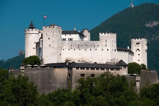 Bild zeigt die Festung Hohensalzburg